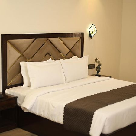 Cloud Social Hotel ชิลลอง ภายนอก รูปภาพ